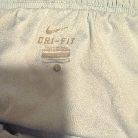 Nike Women's Light Blue Running Shorts - Picture 4 of 6